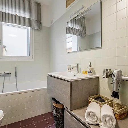 Cozy 1 Bedroom In Viale Monza Milano