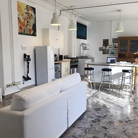 Artistic And Spacious Loft - 3 Min From The Metro Apartamento *