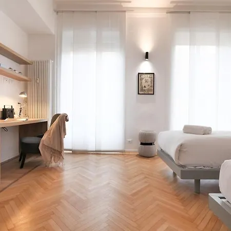 Light And Style In The Heart Of Διαμέρισμα Μιλάνο