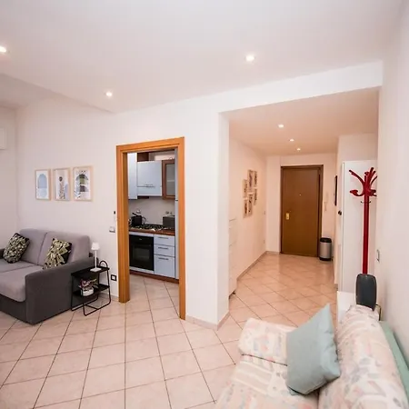 Apartament Metro 4 - Grazioso Bilocale Accogliente Mediolan