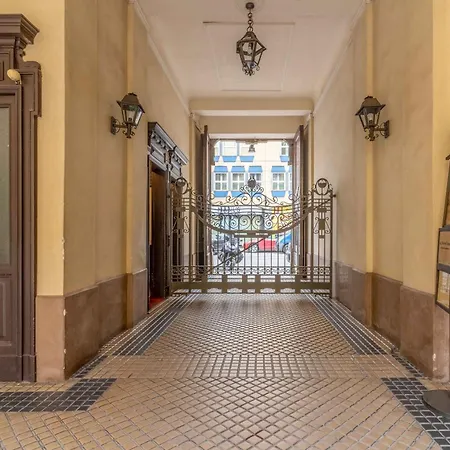 Vitruvio Palace - La Vista