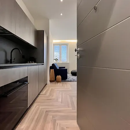 Yls Luxury 2