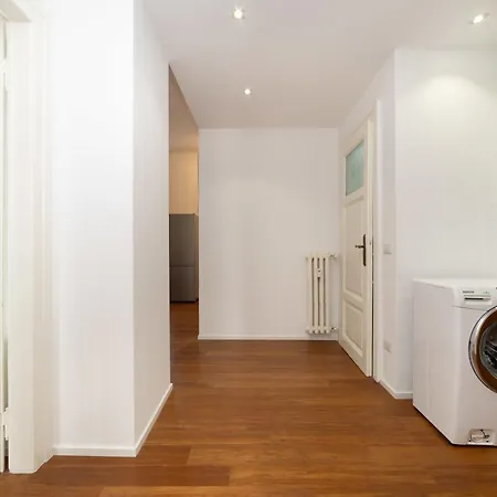 Moderno Bilocale Vicino Aeroporto Linate Self Check-in 24h & Wifi Veloce Apartment Milan