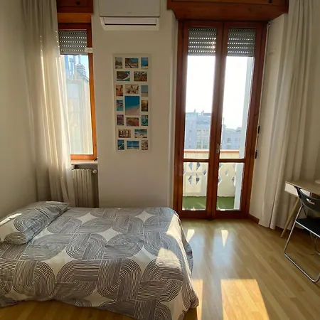 Wonderful In Porta Romana Apartment Milan
