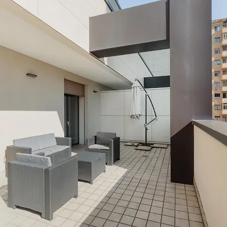 Gohost - Next To The Olympic Village Terrace Appartamento