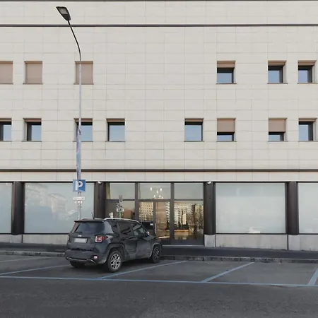 Gohost - Next To The Olympic Village Terrace Appartamento *