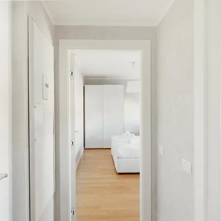 Gohost - Next To The Olympic Village Terrace * Milano