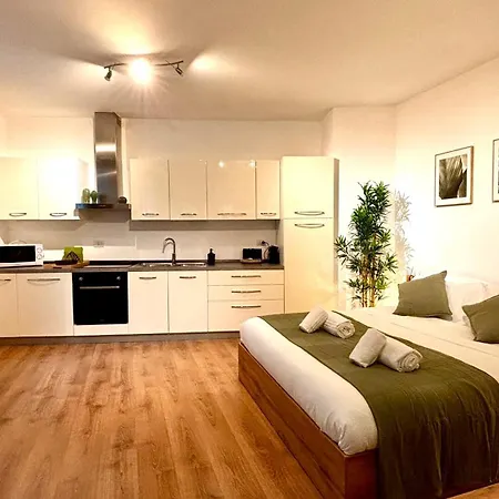 Prime Living - Sui Navigli *