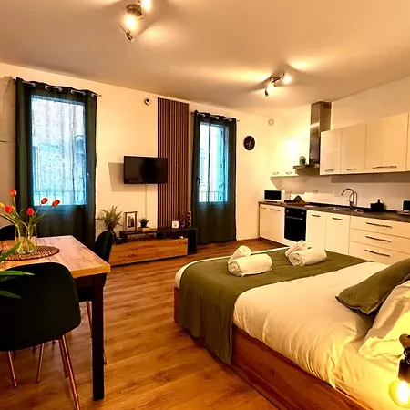 Prime Living - Sui Navigli Apartment Milan