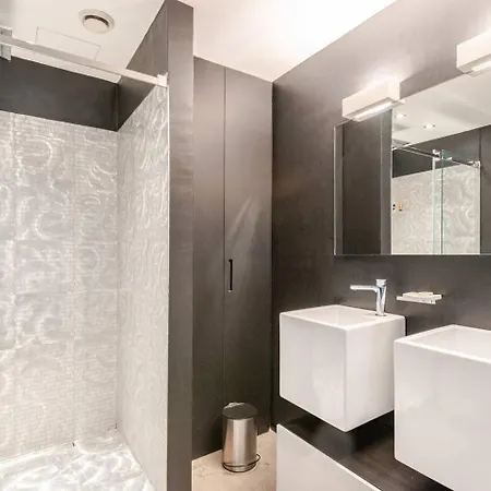 Milano's Exclusive Loft, Pool &