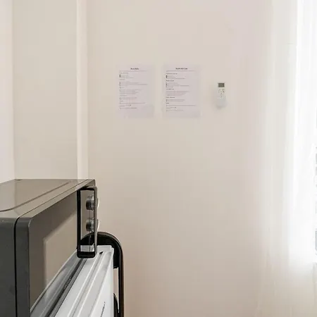 - A Pochi Passi Dalla Stazione Appartement Milan
