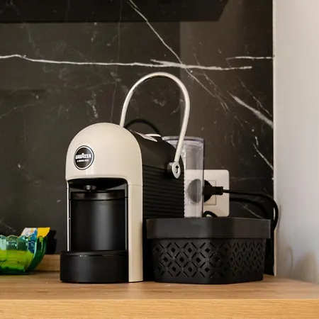 - A Pochi Passi Dalla Stazione Apartment Mailand