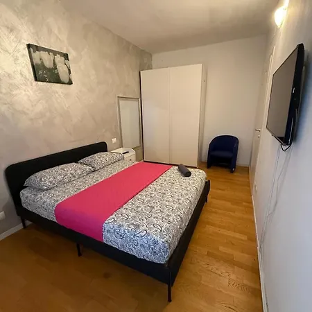 Апартаменты Farini House