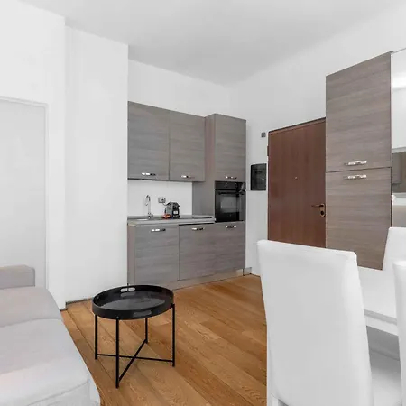 Dreaming With Parking L25 Apartment