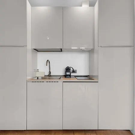 Dreaming With Parking L15 *