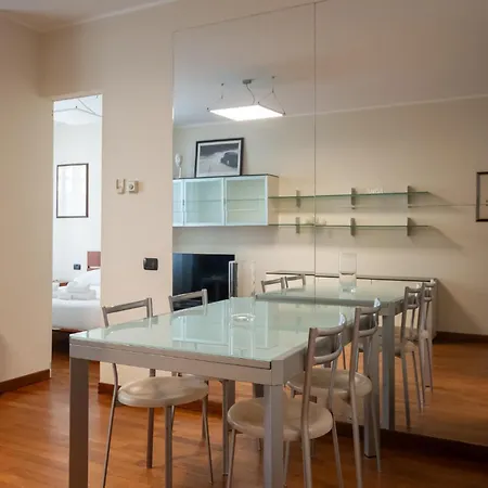 Via Dei Fabbri Leonardo Apartment - Milan City Centre - Cattolica & Navigli Area Lejlighed *