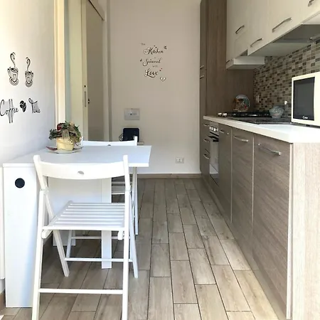 Lägenhet Coronelli Lovely Studio, Close To Frattini & Gelsomini Metro Station Milano
