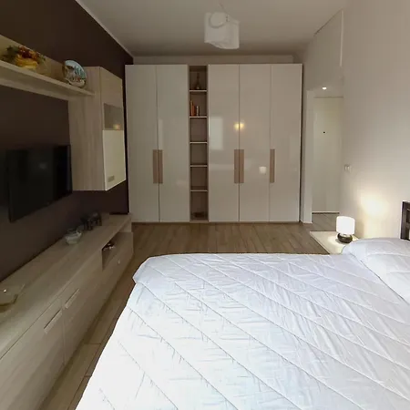 Coronelli Lovely Studio, Close To Frattini & Gelsomini Metro Station Apartamento *