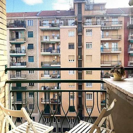 Coronelli Lovely Studio, Close To Frattini & Gelsomini Metro Station * ミラノ