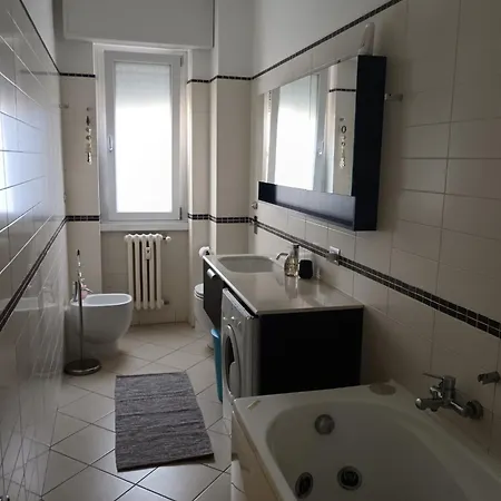 Apartment Pop House - Design & Comfort Milan