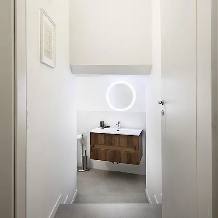 2 Bedrooms De Angeli - 20 Minuti Dal Salone Del Mobile * Милан