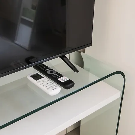 Apartment 2 Bedrooms De Angeli - 10 Minuti Dal Duomo Milan
