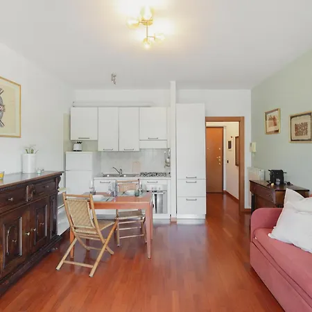Gohost - Lovely Flat Near The Thermae And Fondazione Prada Apartment