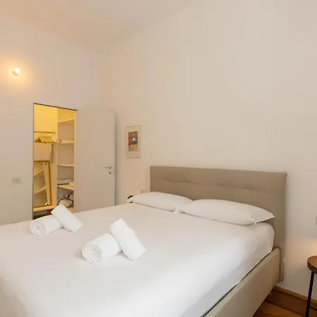 One Bedroom Of Comfort And Style In The Heart Of * Milano