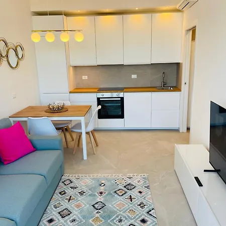 New 2 Bedroom In Navigli With A Great View!