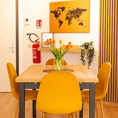 Apartment Prime Living - Gold Sui Navigli