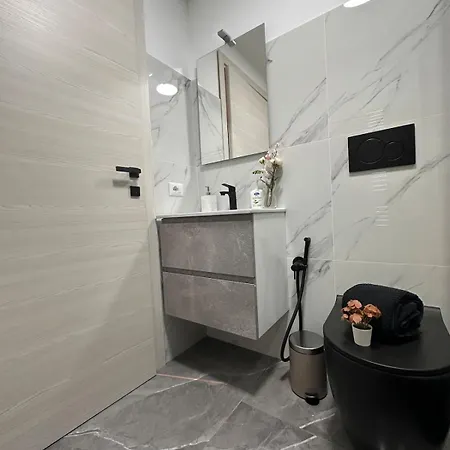 Luxury Oasis In Duomo Milan