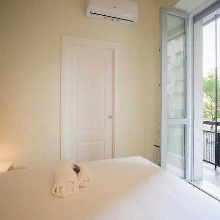 Hacca Collection - Bocconi Center Design 1br Apartment Milan