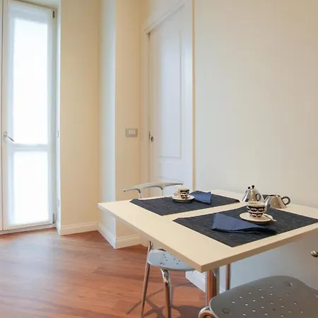 Apartment Hacca Collection - Bocconi Center Design 1br