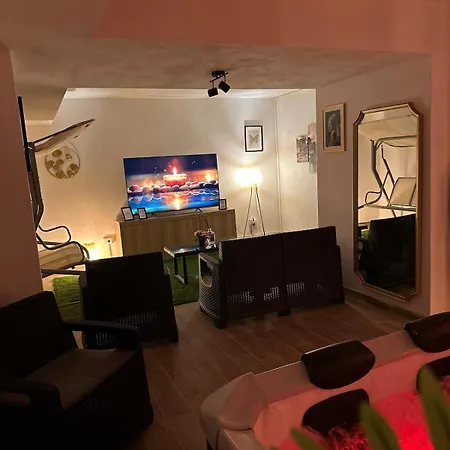 Luxury Oasis In Duomo Jacuzzi Sauna * Milán