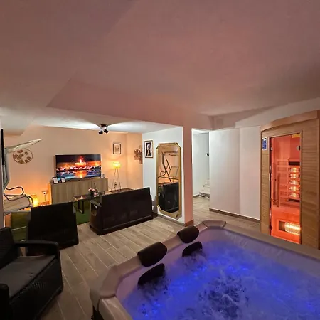 Apartamento Luxury Oasis In Duomo Jacuzzi Sauna
