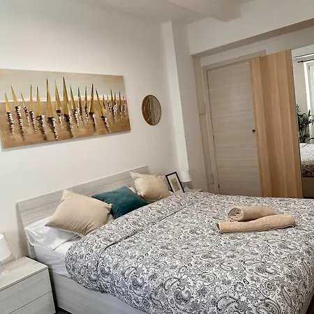 Apartamento Luxury Oasis In Duomo Jacuzzi Sauna *