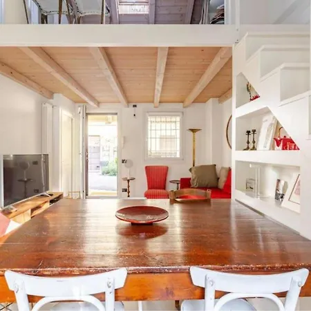 Peaceful Two-room On The Navigli, Surrounded By Greenery Apartamento Milán