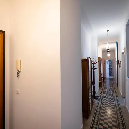 Moderno Trilocale In Zona Navigli Apartment Mailand