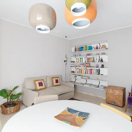 Arco Della Pace - Ampio Bilocale Apartment