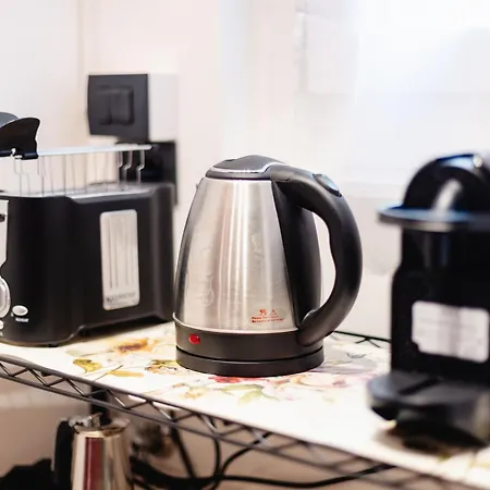 Bacio Di Velluto Vicino Metro