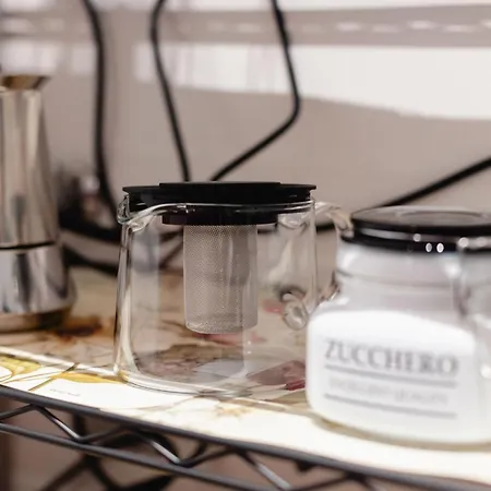 Bacio Di Velluto Vicino Metro * Mediolan