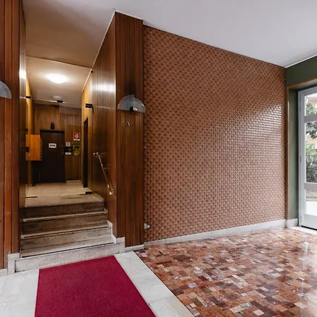 Bacio Di Velluto Vicino Metro