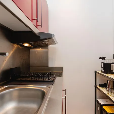 Bacio Di Velluto Vicino Metro *