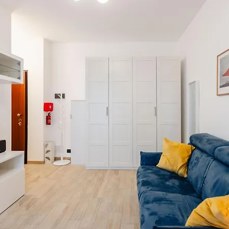 Apartament Bacio Di Velluto Vicino Metro Mediolan