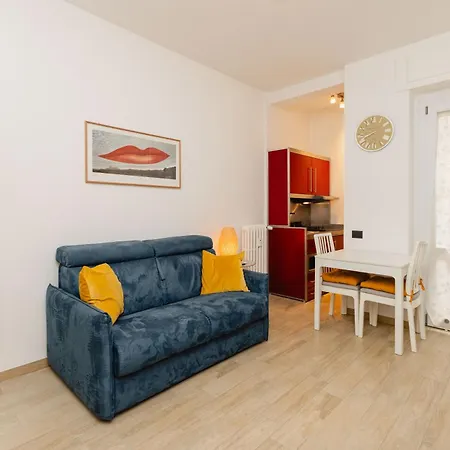 Bacio Di Velluto Vicino Metro Apartament Mediolan