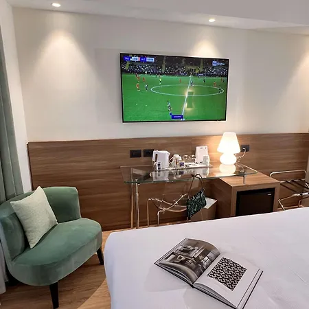 Western Hotel 4*
