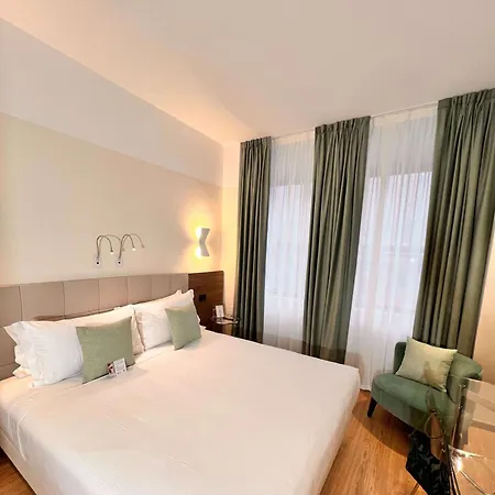 Western 4* Milão