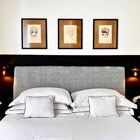 Lily Pads -elegant Apartment- In The Center Apartman