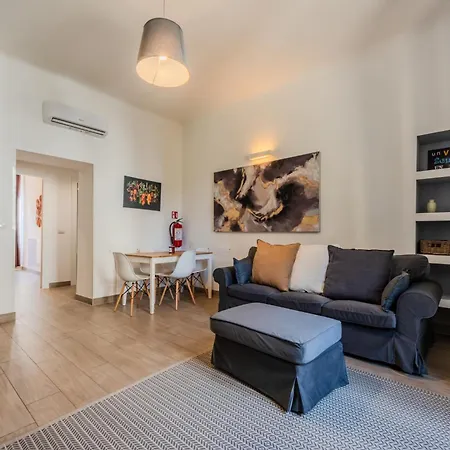 Moscova Modern Apartment Milan