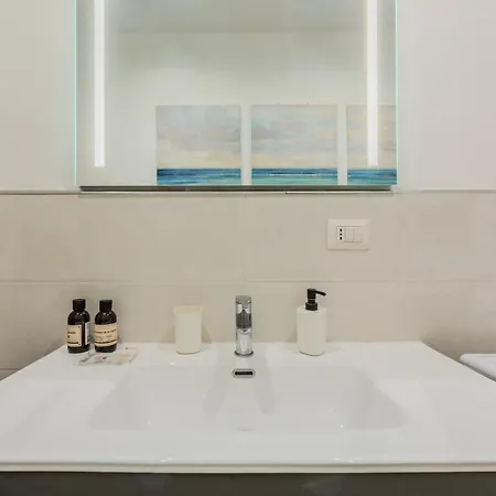 Apartment Moscova Modern Milan